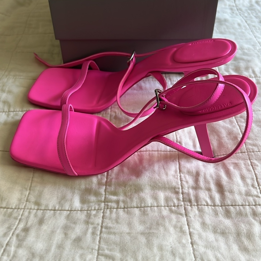 Balenciaga Void Calfskin Pink Sandals - Picture 4 of 14